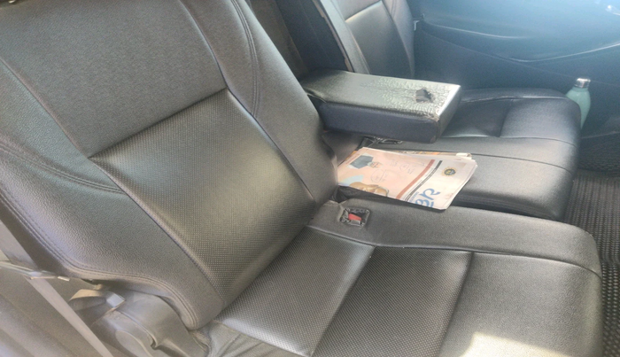 2019 Toyota Innova Crysta 2.4 G 8 STR, Diesel, Manual, 3,65,639 km, interior