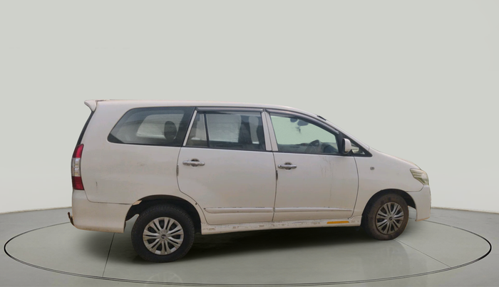 2014 Toyota Innova 2.5 G 7 STR, Diesel, Manual, 2,66,352 km, exterior