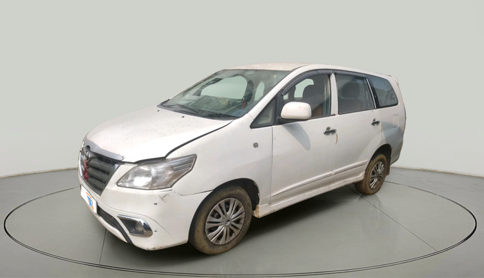 2014 Toyota Innova 2.5 G 7 STR, Diesel, Manual, 2,66,352 km, exterior