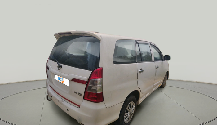 2014 Toyota Innova 2.5 G 7 STR, Diesel, Manual, 2,66,352 km, exterior