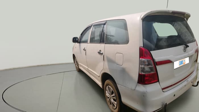 2014 Toyota Innova 2.5 G 7 STR, Diesel, Manual, 2,66,352 km, exterior