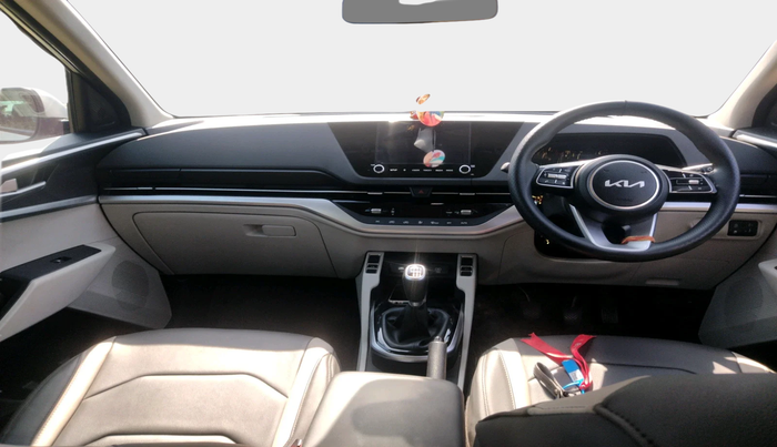 2024 KIA CARENS Prestige (O) 1.5 Petrol 7 STR, Petrol, Manual, 14,701 km, interior