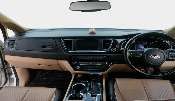 2020 KIA CARNIVAL LIMOUSINE 2.2 7 STR, Diesel, Automatic, 1,30,398 km, interior