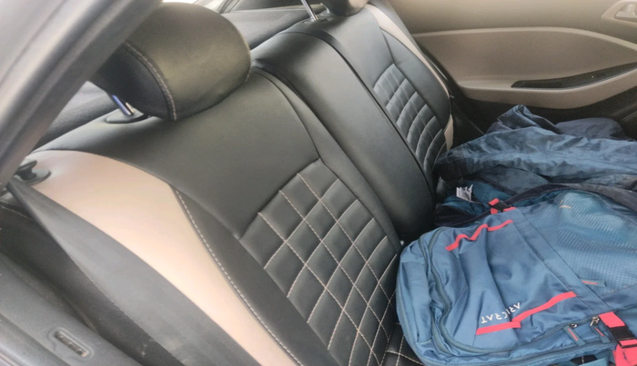 2015 Hyundai Elite i20 ASTA 1.2 (O), Petrol, Manual, 93,015 km, interior