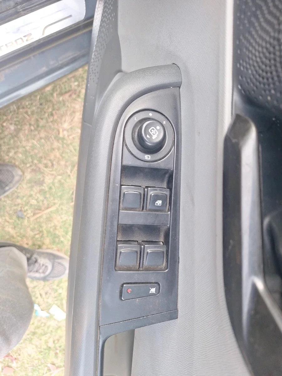 2020 Tata ALTROZ XM PLUS PETROL, Petrol, Manual, 47,412 km, interior