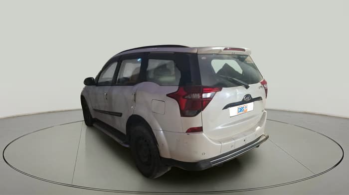 2020 Mahindra XUV500 W7, Diesel, Manual, 90,000 km, exterior