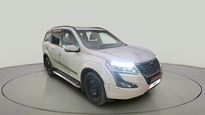 2020 Mahindra XUV500 W7, Diesel, Manual, 90,000 km, exterior