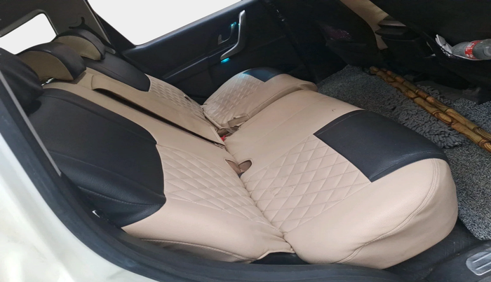 2020 Mahindra XUV500 W7, Diesel, Manual, 88,918 km, interior