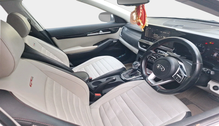 2020 KIA SELTOS GTX PLUS AT 1.5 DIESEL, Diesel, Automatic, 1,02,211 km, interior