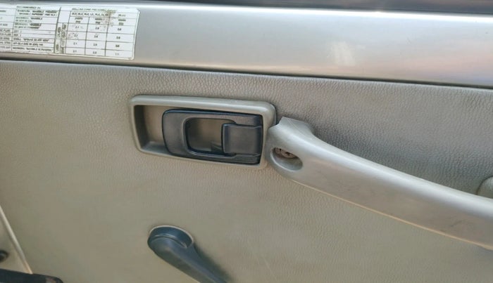 2012 Mahindra Bolero SLE BS-III, Diesel, Manual, 78,413 km, interior