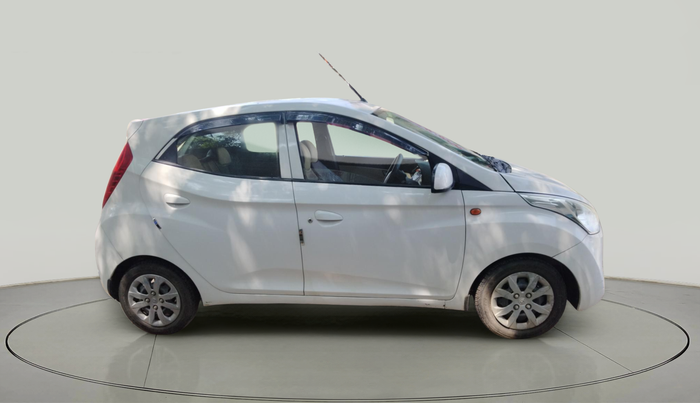 2017 Hyundai Eon MAGNA + AIRBAG, Petrol, Manual, 86,529 km, exterior
