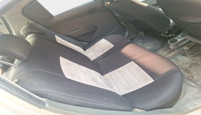 2012 Chevrolet Beat LT PETROL, Petrol, Manual, 1,25,023 km, interior