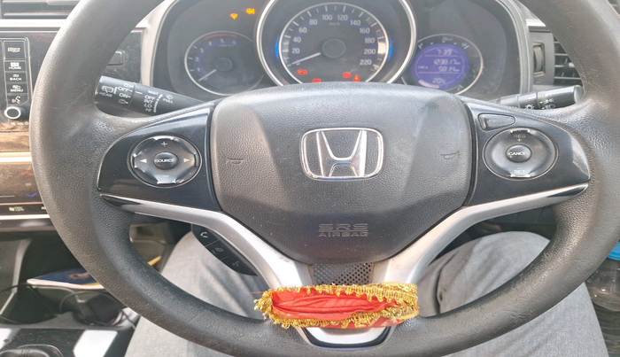 2018 Honda WR-V 1.5L I-DTEC VX MT, Diesel, Manual, 1,23,817 km, interior