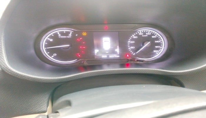 2022 Mahindra BOLERO NEO N10 R, Diesel, Manual, 32,379 km, interior