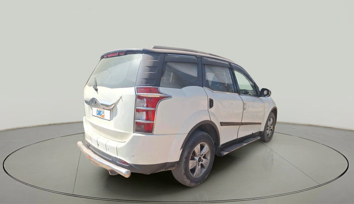 2014 Mahindra XUV500 W6, Diesel, Manual, 1,08,024 km, exterior