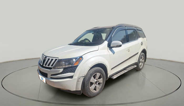 2014 Mahindra XUV500 W6, Diesel, Manual, 1,08,024 km, exterior