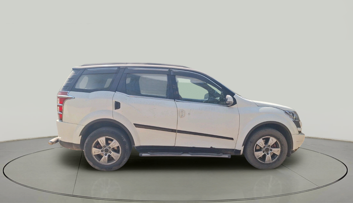 2014 Mahindra XUV500 W6, Diesel, Manual, 1,08,024 km, exterior