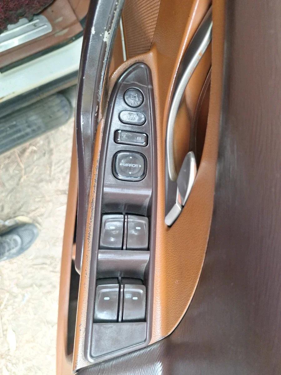 2014 Mahindra XUV500 W6, Diesel, Manual, 1,08,024 km, interior