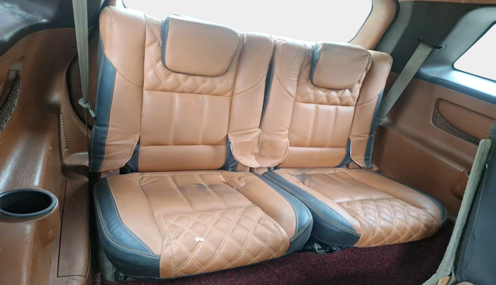 2014 Mahindra XUV500 W6, Diesel, Manual, 1,08,024 km, interior