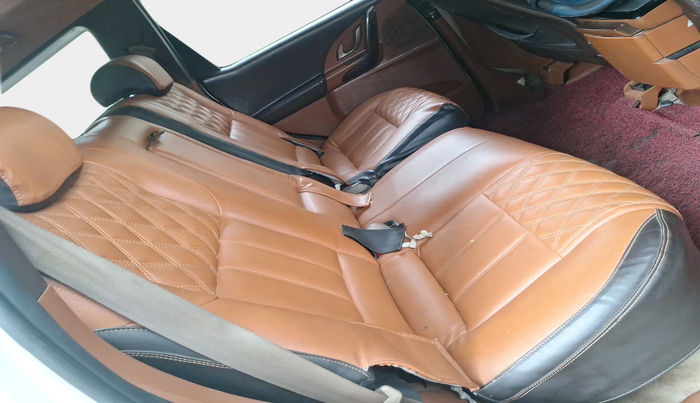 2014 Mahindra XUV500 W6, Diesel, Manual, 1,08,024 km, interior