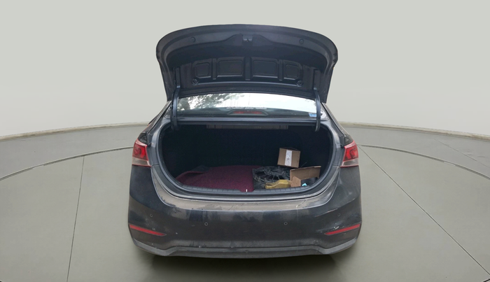 2018 Hyundai Verna 1.6 VTVT SX, Petrol, Manual, 40,303 km, exterior