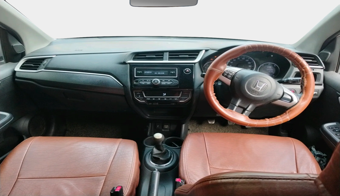 2016 Honda BR-V 1.5L I- DTEC VX, Diesel, Manual, 1,00,503 km, interior