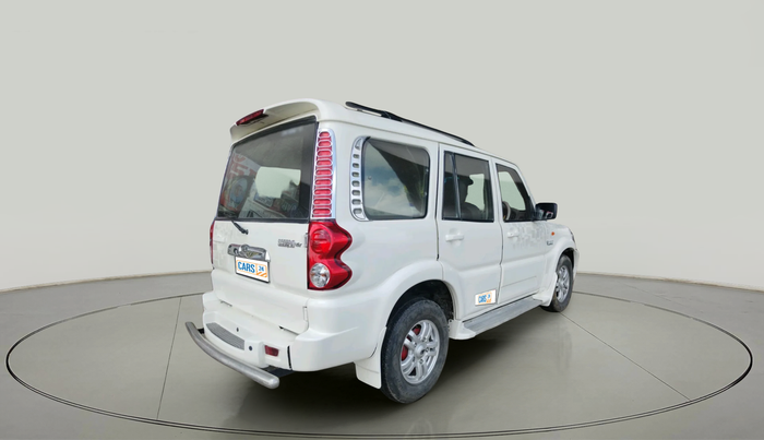 2013 Mahindra Scorpio VLX 2WD AIRBAG, Diesel, Manual, 1,44,333 km, exterior