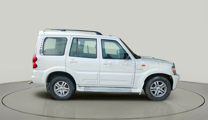 2013 Mahindra Scorpio VLX 2WD AIRBAG, Diesel, Manual, 1,44,333 km, exterior