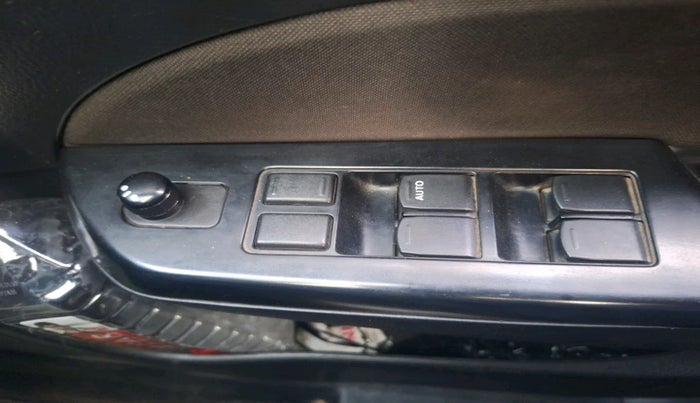 2013 Maruti Swift VDI, Diesel, Manual, 1,31,543 km, interior