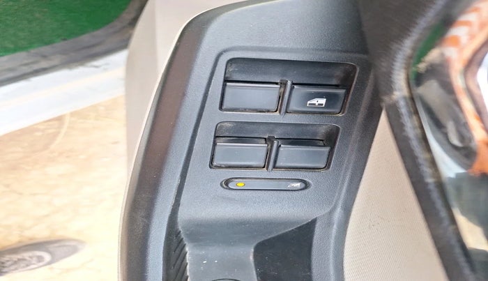 2022 Tata Tiago XZ PLUS PETROL, Petrol, Manual, 8,448 km, interior