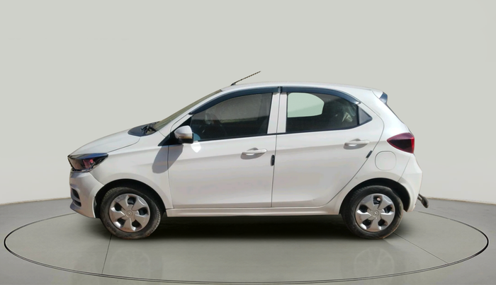 2021 Tata Tiago XT PETROL, Petrol, Manual, 20,940 km, exterior