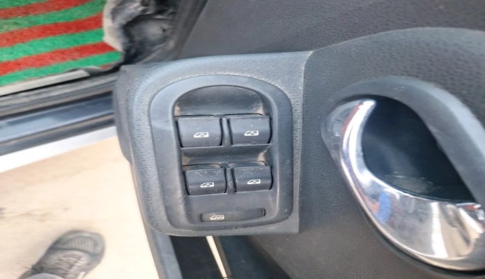 2012 Renault Duster 110 PS RXZ DIESEL, Diesel, Manual, 40,000 km, interior