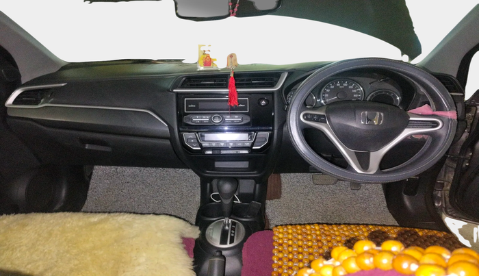 2016 Honda BR-V 1.5L I-VTEC V CVT, Petrol, Automatic, 32,399 km, interior