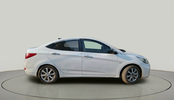 2012 Hyundai Verna FLUIDIC 1.6 CRDI SX, Diesel, Manual, 92,224 km, exterior