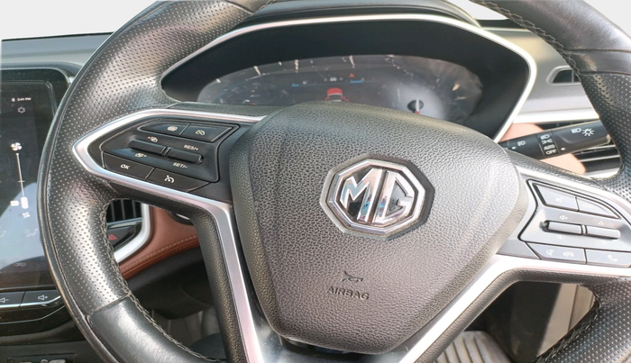 2020 MG HECTOR PLUS SHARP 2.0 DIESEL TURBO MT 6-STR, Diesel, Manual, 1,31,162 km, interior