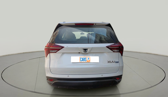 2022 Mahindra XUV700 MX D MT 5 STR, Diesel, Manual, 1,13,689 km, exterior