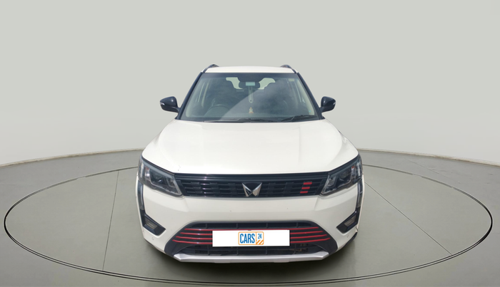 2022 Mahindra XUV300 W8 (O) 1.2 PETROL, Petrol, Manual, 63,701 km, exterior