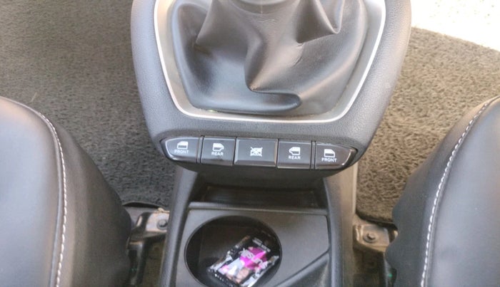 2019 Hyundai NEW SANTRO SPORTZ MT, Petrol, Manual, 36,259 km, interior