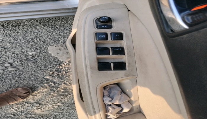 2022 Maruti Dzire VXI, Petrol, Manual, 99,453 km, interior