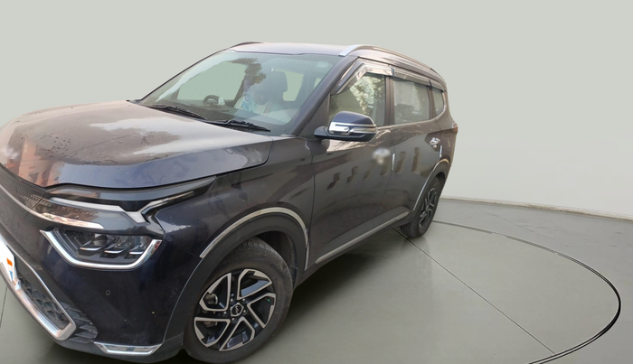 2023 KIA CARENS LUXURY PLUS 1.4 PETROL 7 STR, Petrol, Manual, 68,478 km, exterior