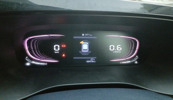 2023 KIA CARENS LUXURY PLUS 1.4 PETROL 7 STR, Petrol, Manual, 68,478 km, interior