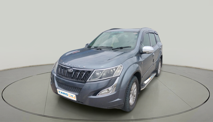 2016 Mahindra XUV500 W10, Diesel, Manual, 1,66,741 km, exterior