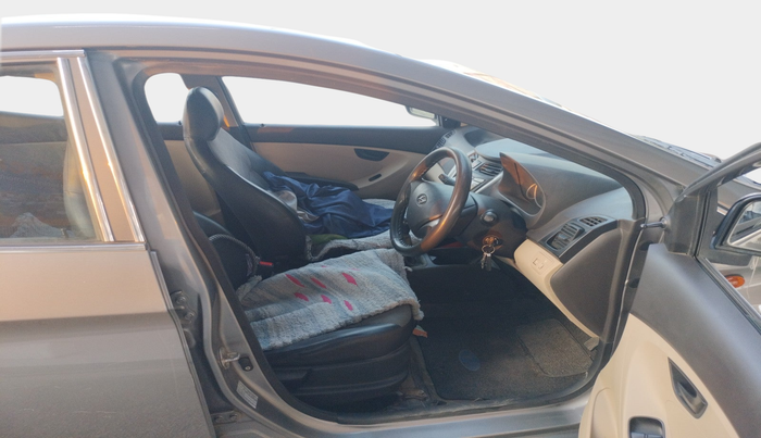 2014 Hyundai Eon MAGNA + LPG, Petrol, Manual, 55,555 km, interior