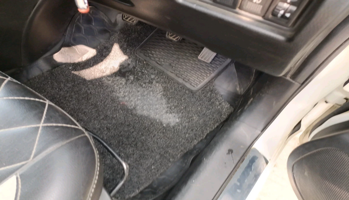 2017 Maruti Swift VXI, Petrol, Manual, 89,432 km, interior