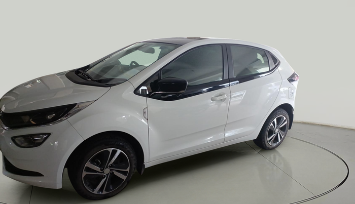 2024 Tata ALTROZ XZ PLUS O SUNROOF CNG, Petrol, Manual, 24,538 km, exterior