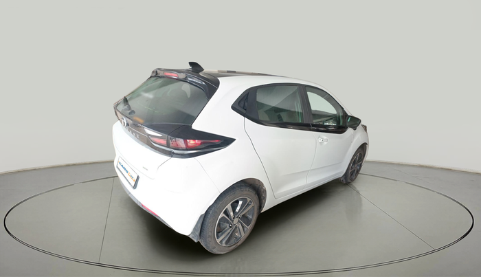 2024 Tata ALTROZ XZ PLUS O SUNROOF CNG, Petrol, Manual, 24,538 km, exterior