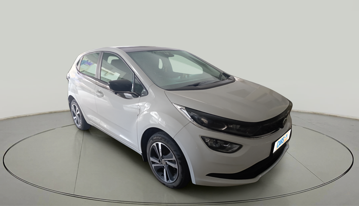 2024 Tata ALTROZ XZ PLUS O SUNROOF CNG, Petrol, Manual, 24,538 km, exterior