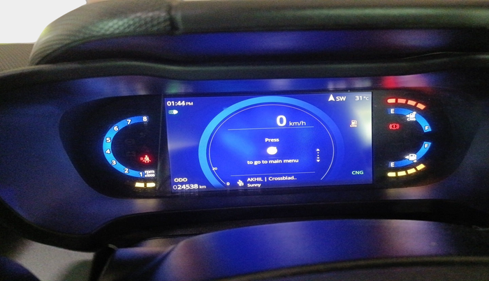 2024 Tata ALTROZ XZ PLUS O SUNROOF CNG, Petrol, Manual, 24,538 km, interior