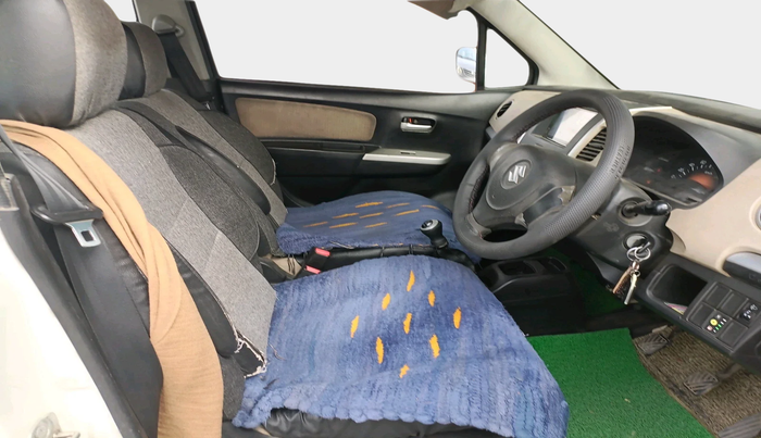2017 Maruti Wagon R 1.0 LXI CNG, Petrol, Manual, 1,48,987 km, interior