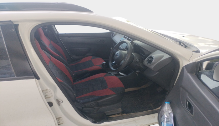 2015 Renault Kwid RXT 0.8, Petrol, Manual, 53,319 km, interior